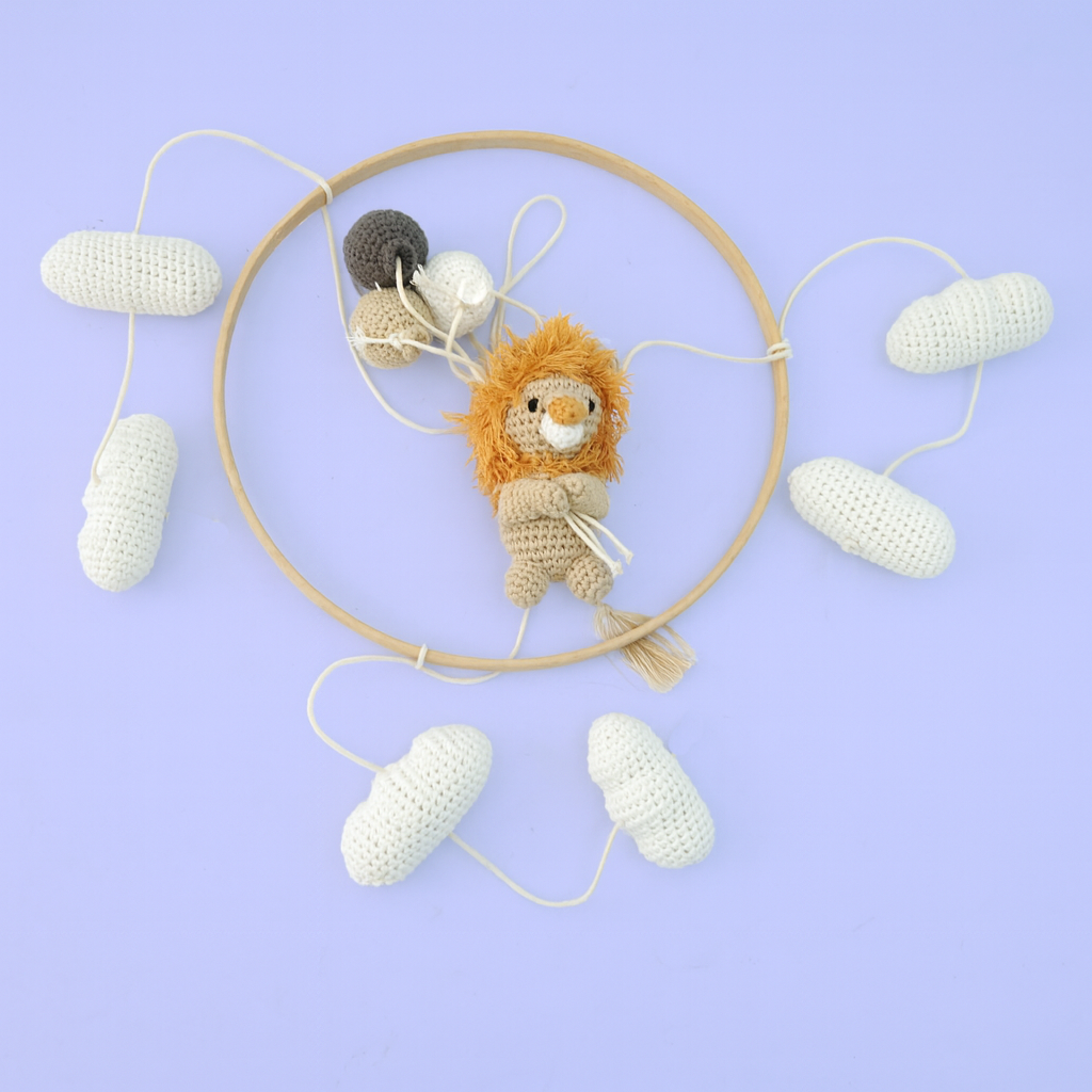BABY MOBILE - Lion