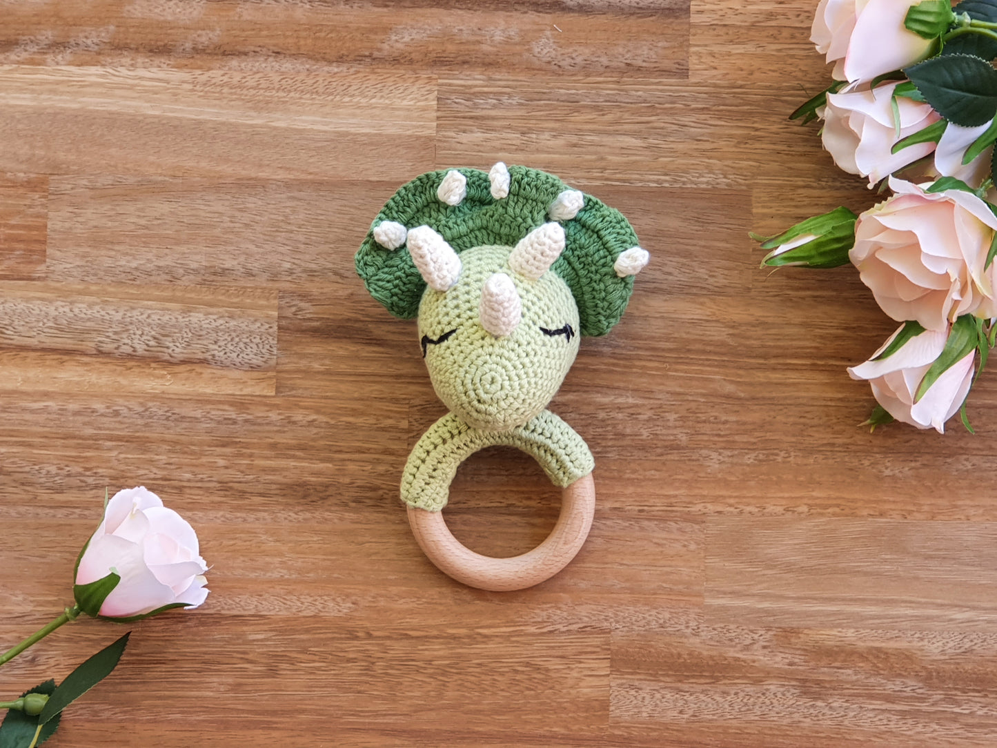 Crochet dinosaur rattle, Triceratops