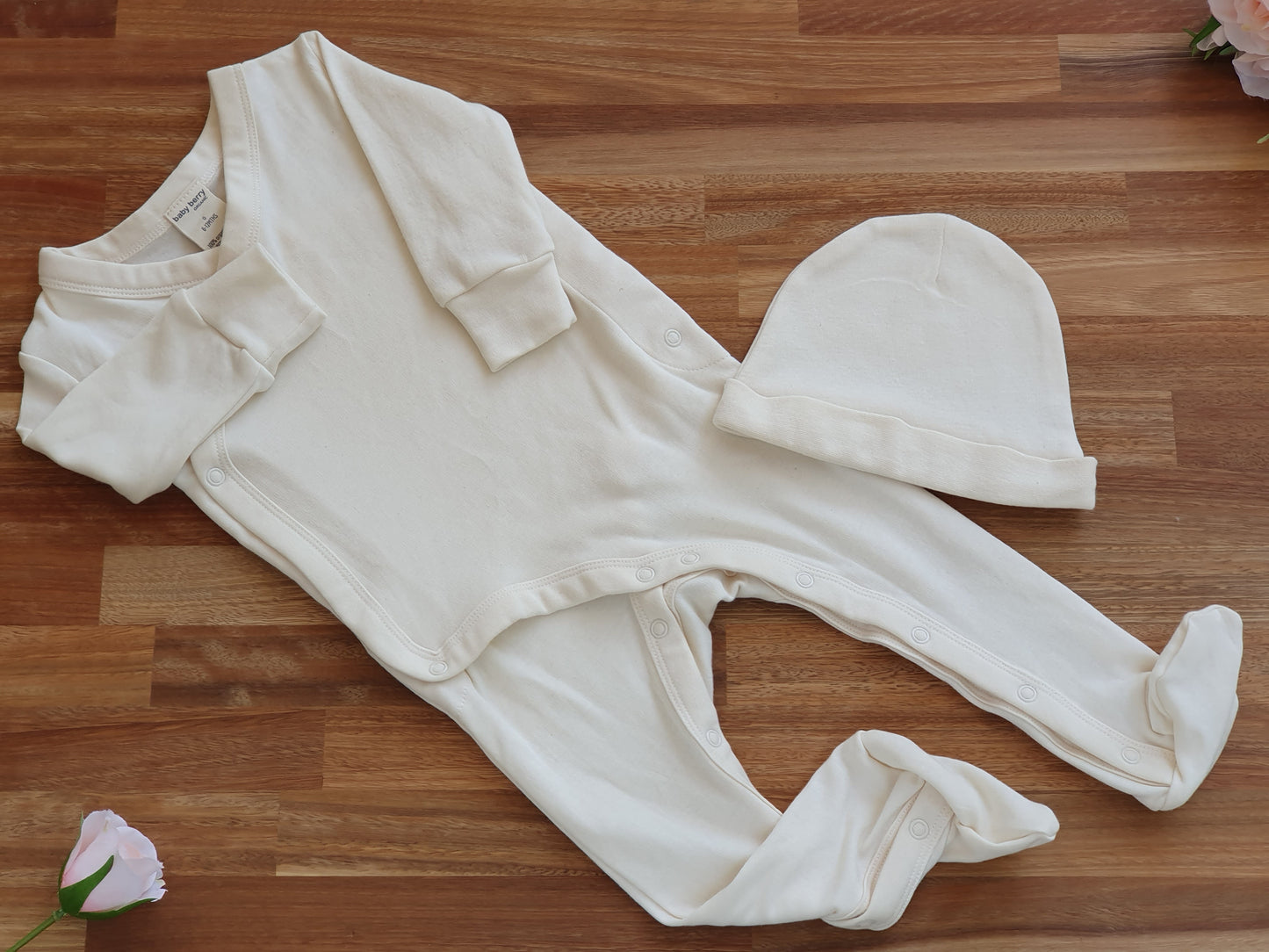 BABY GIFT BOX - Long Sleeve Romper and Rabbit