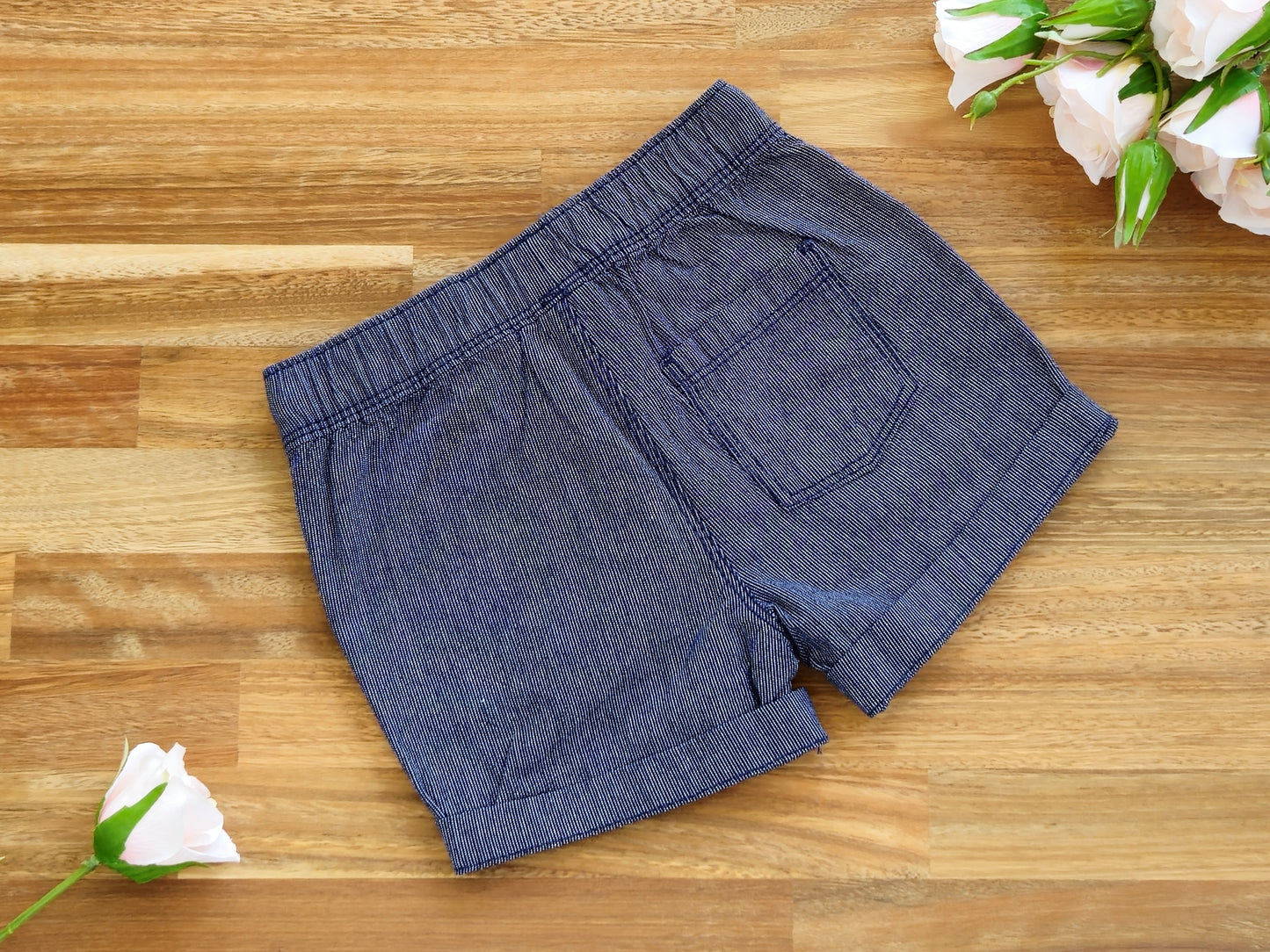 Blue shorts with elastic waist and drawstring back