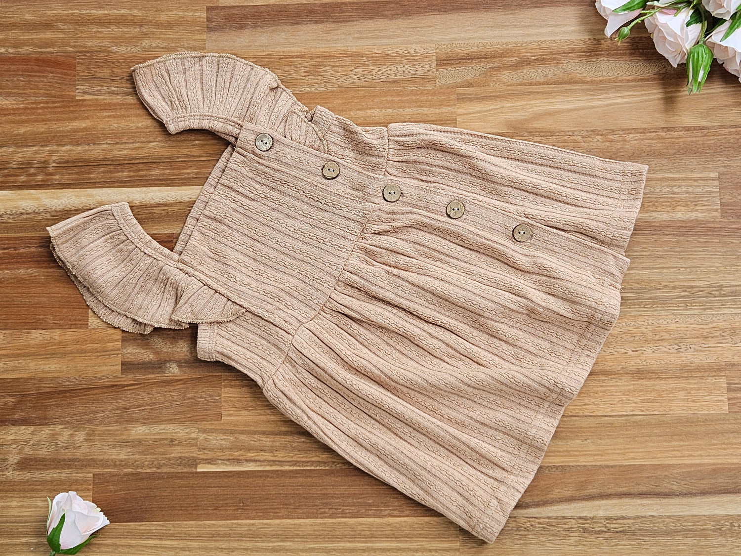 Girls Coffee ruffle sleeve dress front